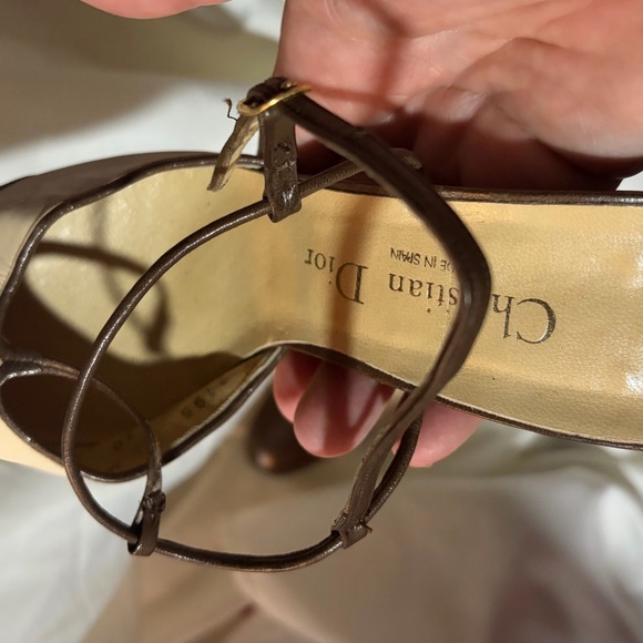 👠 Christian Dior Two-Tone Slingback Heels | Size 7.5 AA - Picture 5 of 13